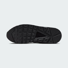 Nike Air Max Command Men's Black Trainers 629993-020 outsole with waffle-pattern tread for grip and durability