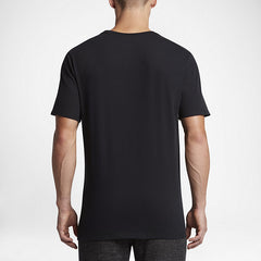 tradesports.co.uk Nike Men's Futura Icon Tee Shirt 696707 015