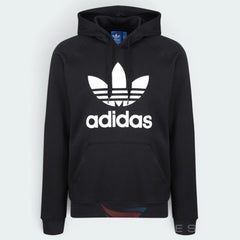 Focuses on the high-quality drawstring hardware and the professional finish of the hood lining.