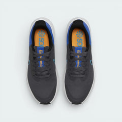 Top-down view of the grey trainers, highlighting the breathable mesh toe box and the secure black lacing system.