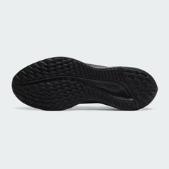 View of the outsole of the Nike Quest 5 Men's black running trainers, showing the durable rubber tread pattern for multi-surface traction.