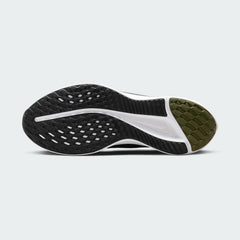 Nike Quest 5 Men's Green Running Shoes DD0204-300 outsole with flex grooves and durable rubber traction