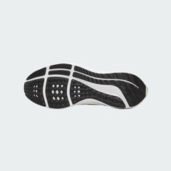 View of the outsole of the Nike Air Max Alpha Trainer 5 Men's black, showing the durable rubber tread pattern for multi-directional gym traction.