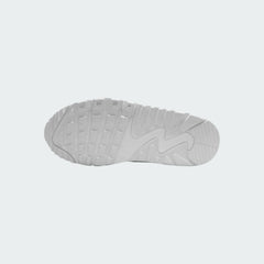 View of the outsole of the Nike Air Max 90 EasyOn Infants' white trainers, showing the durable rubber waffle tread pattern.