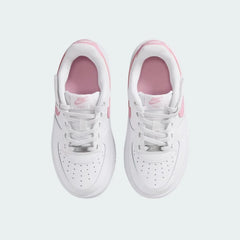 Top-down view of a pair of Nike Air Force 1 Low EasyOn Girls' trainers in white, highlighting the wide opening mechanism and iconic silhouette.
