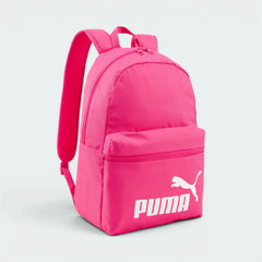 Focuses on the locked-in two-way zip opening and the professional white PUMA No. 1 Logo.