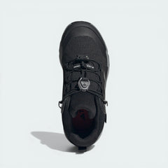 Top-down view of the hikers, showcasing the convenient speed lace closure and the durable synthetic overlays.