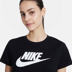 tradesports.co.uk Nike Women's Sportswear Essential T-Shirt AT2783 010