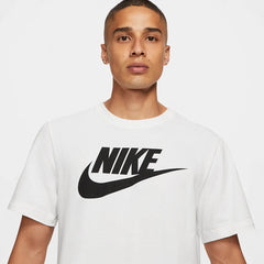 tradesports.co.uk Nike Men's NSW Graphic Logo T-Shirt BV0622 100