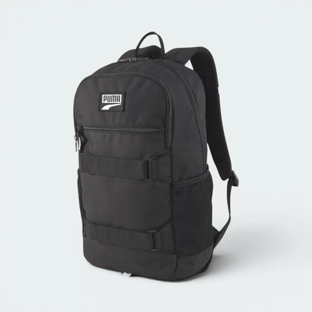 Highlights the high-velocity sweep of the streamlined utility panels, showing the professional thickness of the air mesh shoulder pads and the expandable depth of the side mesh utility pockets. Main image