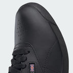 Reebok Freestyle Hi 2240 in black -smooth leather front cap