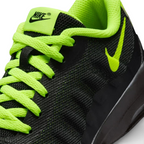 Close-up of the front, showing the seamless no-sew overlays and the detailed texture of the Breathe Tech mesh.