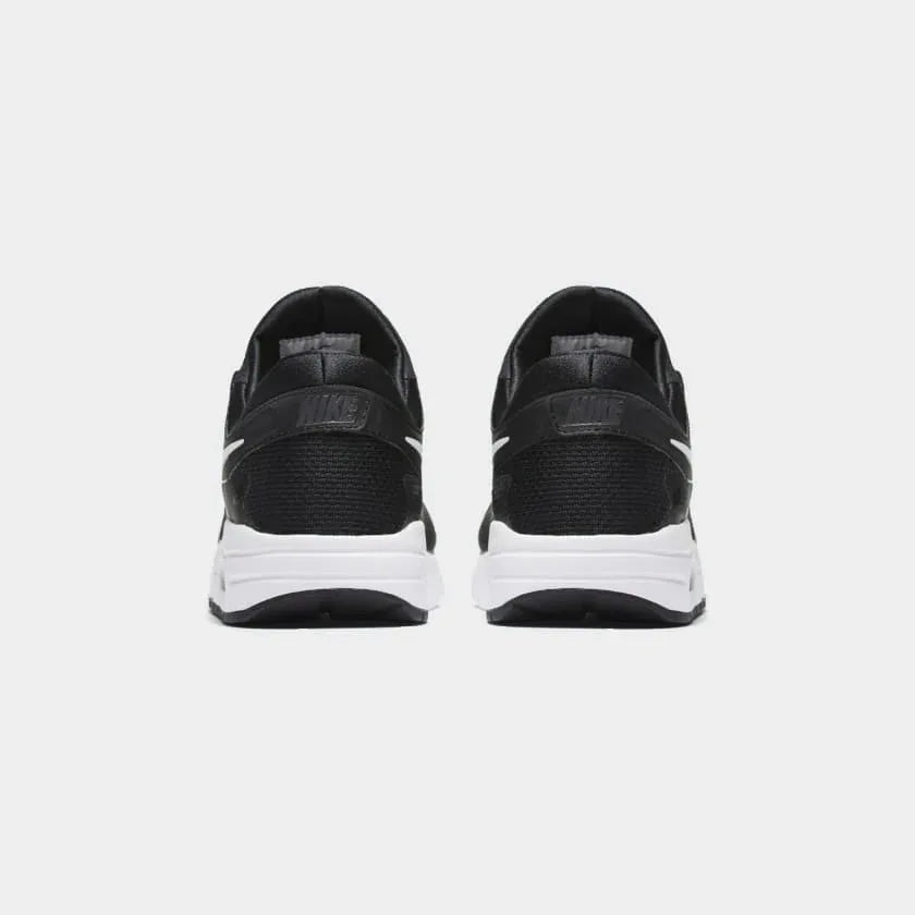 tradesports.co.uk Nike Junior Air Max Zero Essential 881224 002