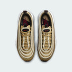 Focuses on the locked-in hidden lacing track layout, displaying the perfect symmetry of the gold mesh tongue, the red branding plate, and the concentric wave piping guarding the front box.