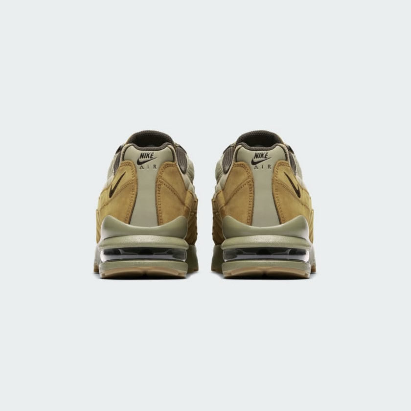 tradesports.co.uk Nike Juniors Air Max 95 (GS) 943748 700