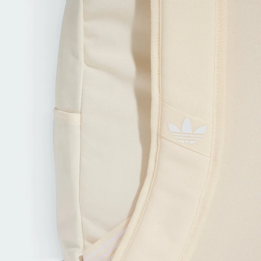 adidas Originals Adicolor Backpack Wonder White IX7459