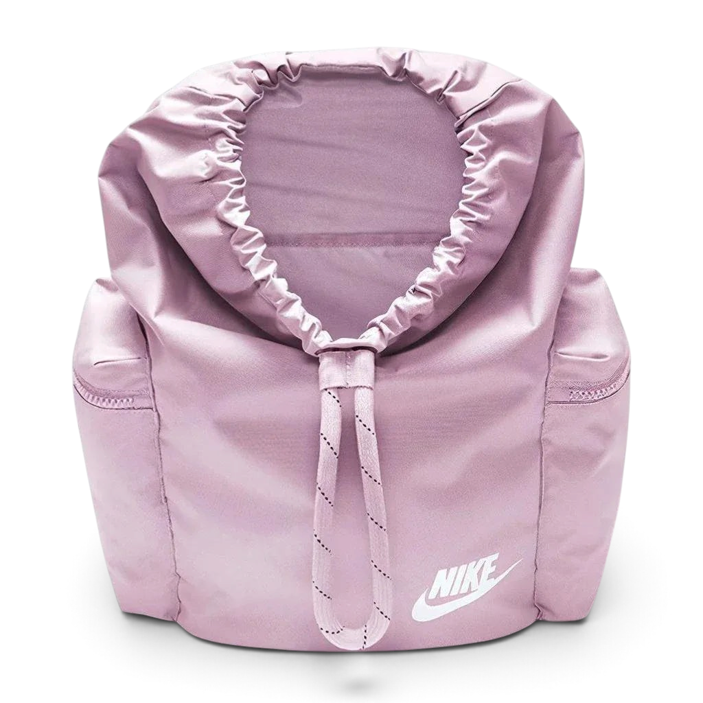Detailed zoom on the side zipper and the thick, durable drawstring cords.