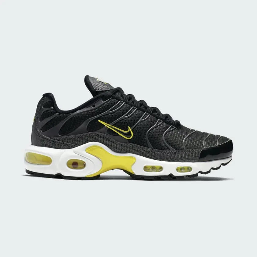 tradesports.co.uk Nike Women's Air Max Plus Tn Shoes CN0142 001 Main image