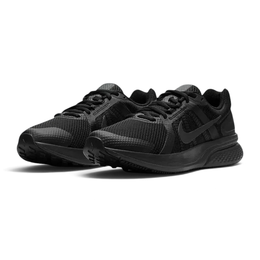 Emphasising the low-slung, streamlined running silhouette and the professional distribution of the tonal dark grey paneling.