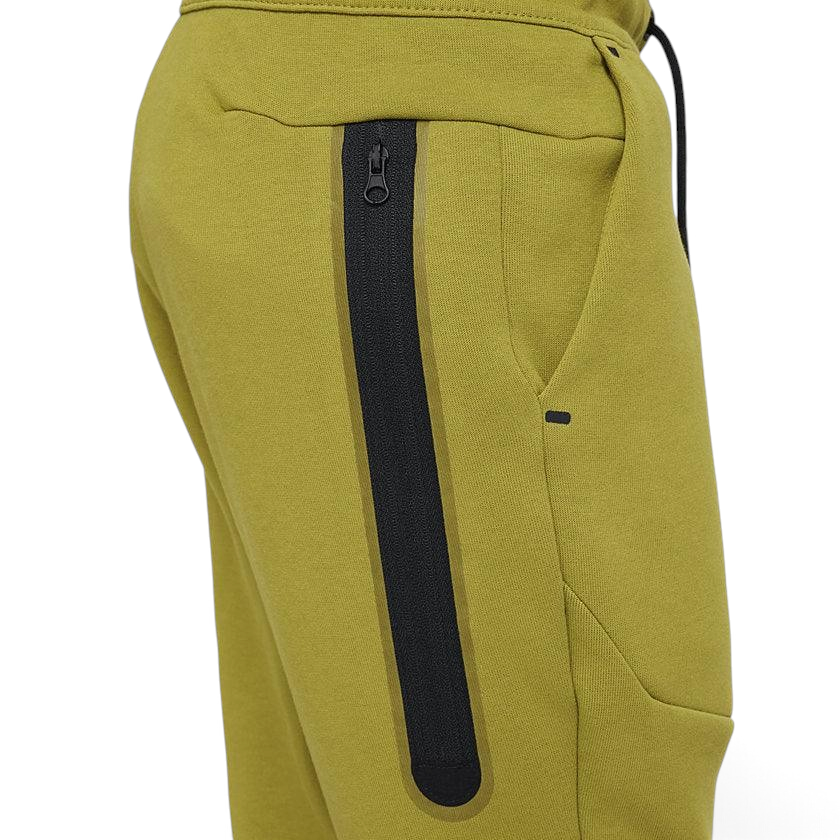 tradesports.co.uk Nike Juniors Sportswear Tech Fleece Pants CU9213 390