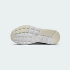 Nike Air Max SC Juniors White Trainers CZ5358-115 outsole with durable rubber grip and flex grooves
