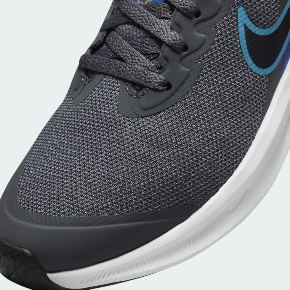 Close-up of the front, showing the reinforced toe tip and the high-quality mesh construction.