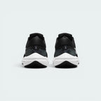 Focuses on the contoured shape of the robust heel clip counter, showcasing a stable, supportive finish built to eliminate rearfoot wobble.