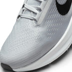 Details the micro-precision of the forefoot area, showing the open-pore ventilation zones across the toe box, seamless bonded toe bumper, and flat laces.