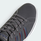 Details the high-definition nubuck texture and the precision of the stitching.