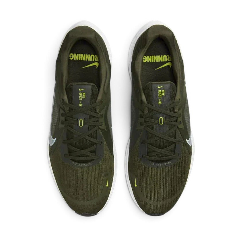 Nike Quest 5 Men's Green Running Shoes DD0204-300 top view showing lace-up system and padded tongue
