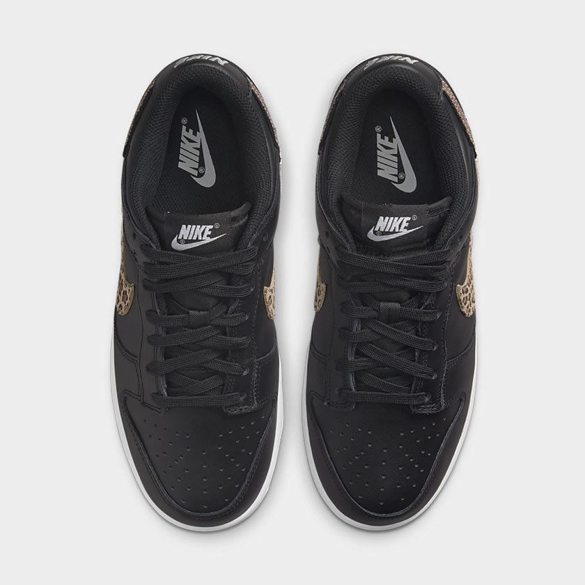 tradesports.co.uk Nike Women's Dunk Low SE Shoes DD7099 001