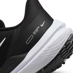 Rear underside close-up of Nike Air Winflo 9 Women's Black Running Shoes DD8686-001 heel area and outsole grip pattern