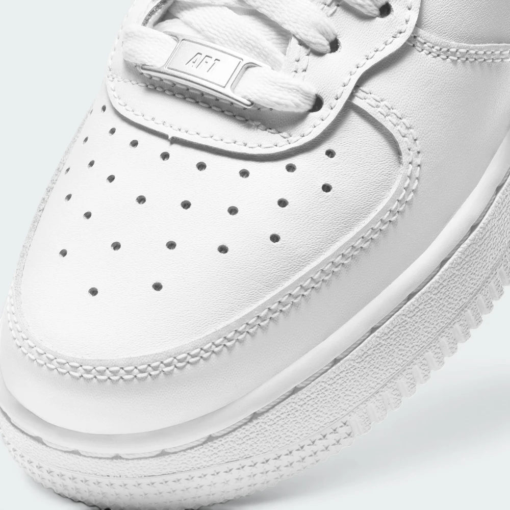 Details the premium stitching wrapping the front toe cap protection matrix and the neat layout of the lace eyelet track.