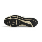 View of the outsole of the Nike Air Zoom Pegasus 39 Men's green running trainers, showing the durable rubber waffle-inspired tread pattern for road traction.