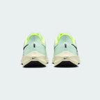 Rear view of the Nike Air Zoom Pegasus 39 Men's green running trainers, focusing on the supportive heel collar and design for smooth transitions.