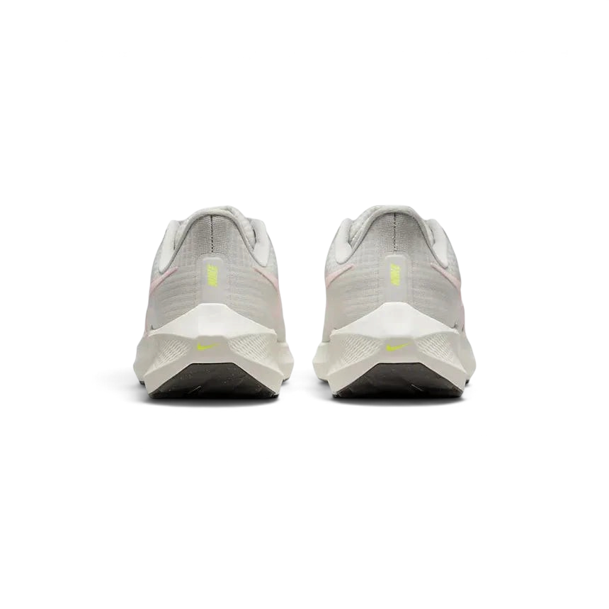 Rear view of the Nike Air Zoom Pegasus 39 Women's grey running trainers, focusing on the supportive heel collar and design for smooth transitions.