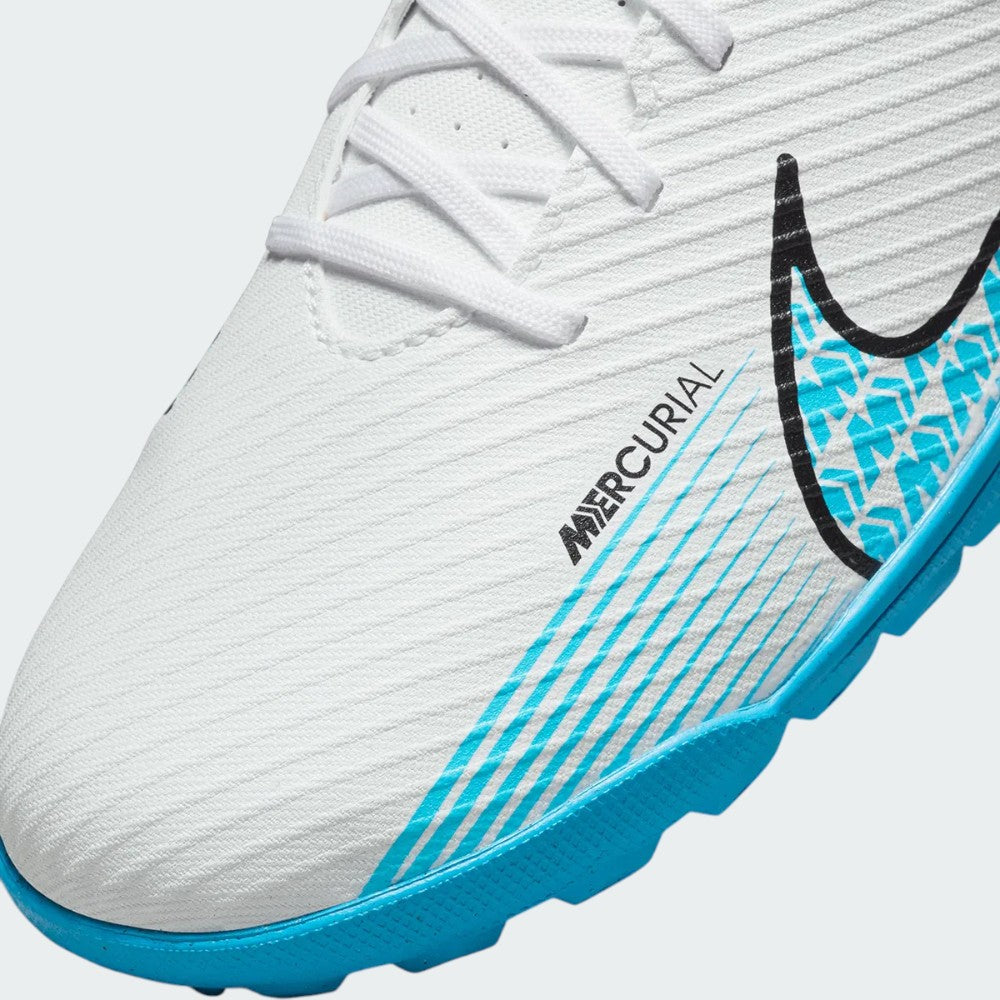 Close-up of the toe box and lacing, focusing on the tactile texture of the synthetic skin for better ball control.