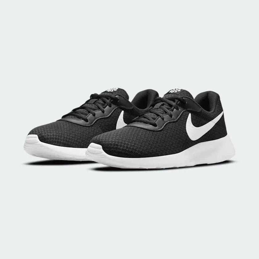 Nike Tanjun Men's Trainers DJ6258 back view showing heel curve and minimalist design