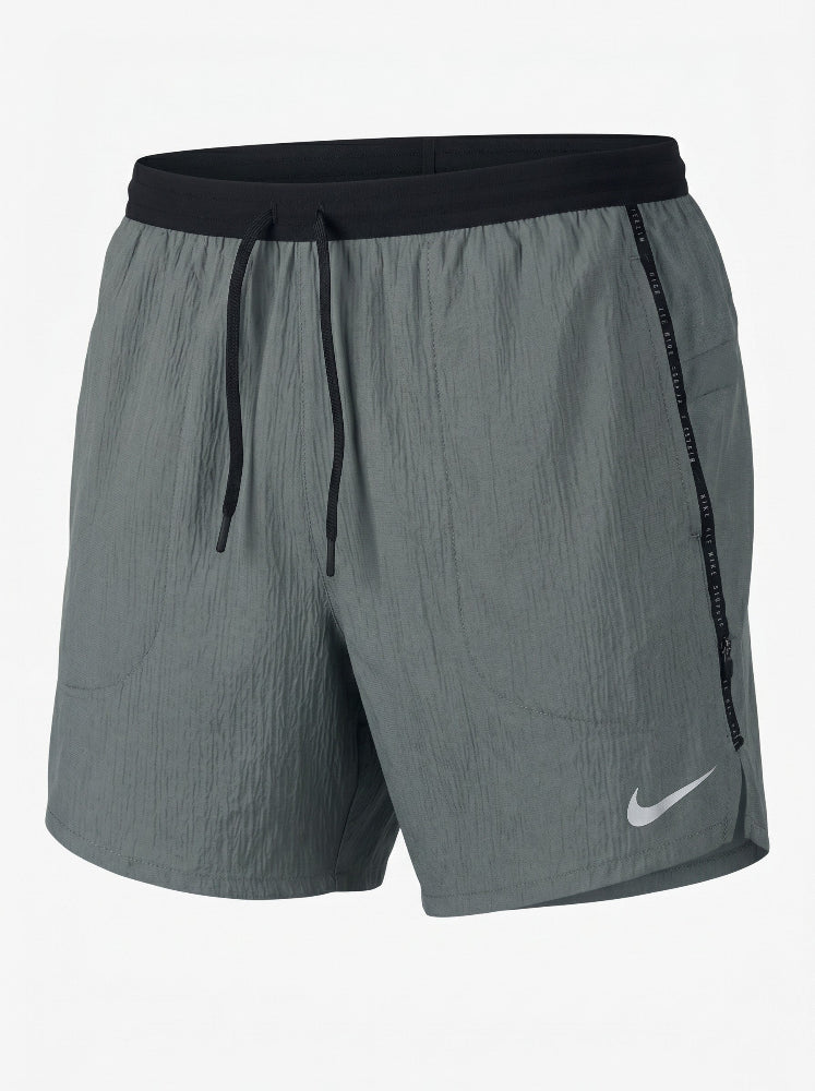 Nike Men's Run Division Stride 2-in-1 Running Shorts Green DQ1832-387 (Size XL) Secondary image