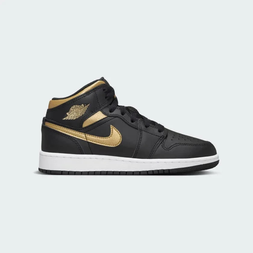 tradesports.co.uk Nike Juniors Air Jordan 1 Mid DQ8423 071 Main image