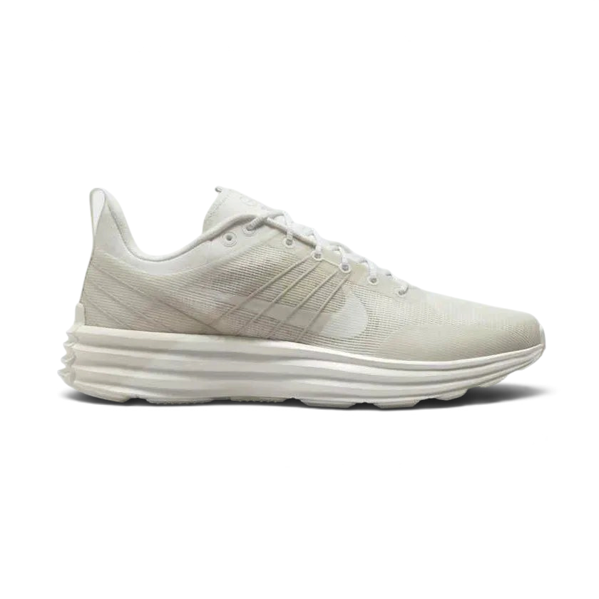 tradesports.co.uk Nike Men's Lunar Roam DV2440 100