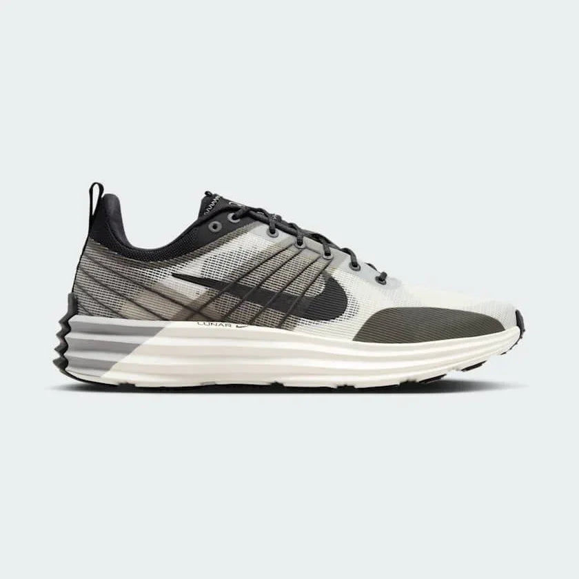 tradesports.co.uk Nike Men's Lunar Roam DV2440 102 Main image