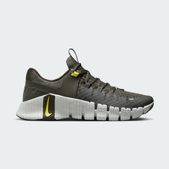 Nike Free Metcon 5 Men's Training Shoes DV3949 side view showing mesh upper and green colourway