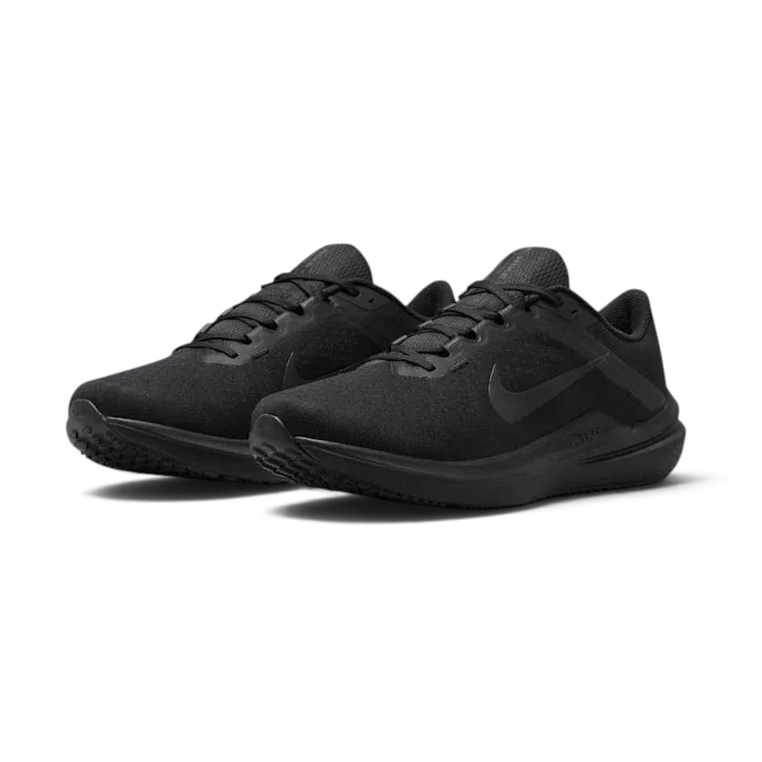 Angled side profile of Nike Air Winflo 10 Men's trainers highlighting lightweight and responsive design