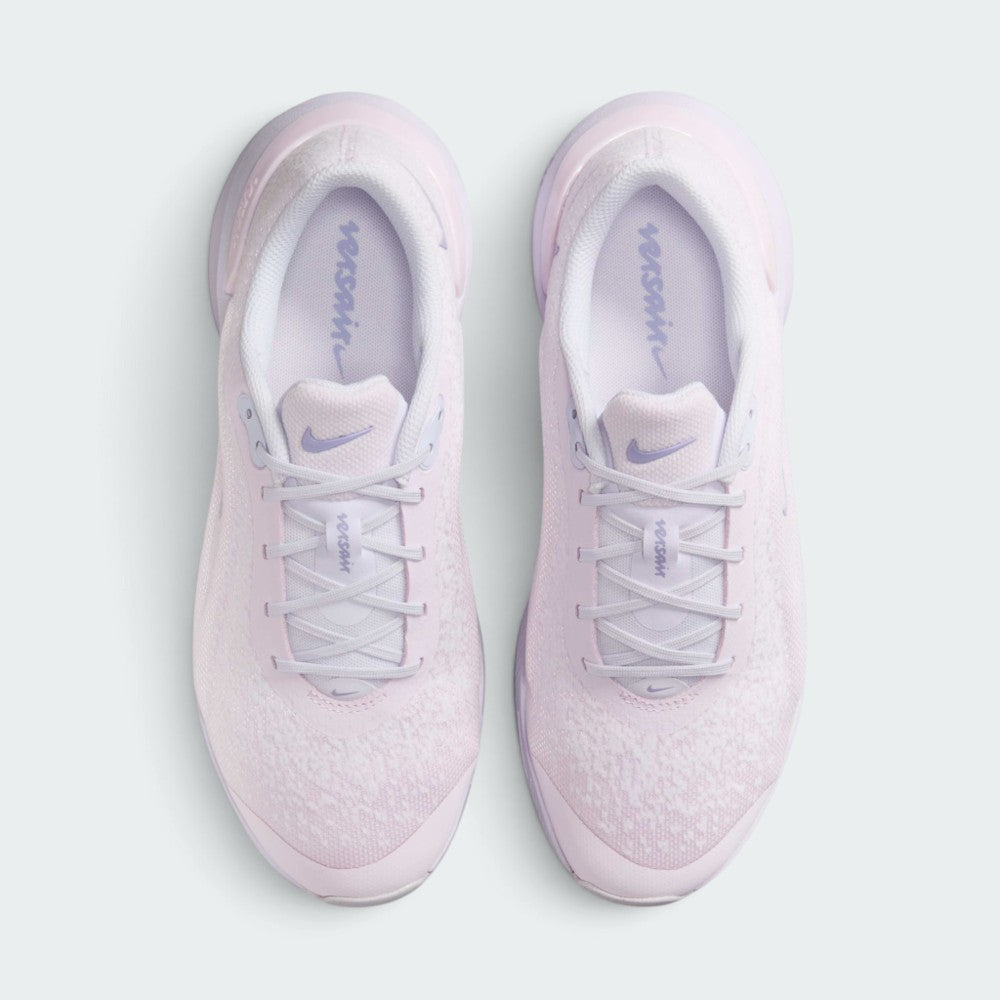 Focuses on the locked-in central lacing layout, displaying the pale lilac laces tracking over chenille tongues, matching padded collars, and insoles printed with script "versair" branding.