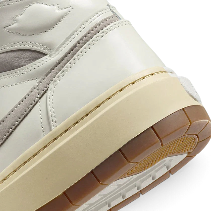 tradesports.co.uk Nike Women's Air Jordan 1 Elevate High Special Edition DZ3744 100