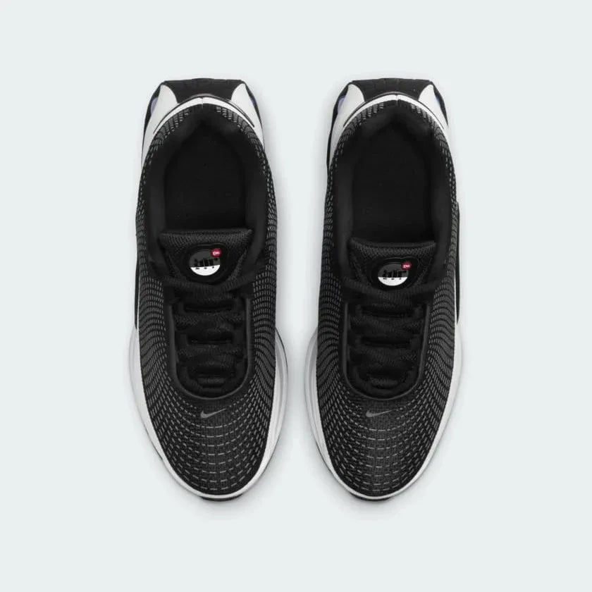 Nike Air Max DN Juniors Casual Trainers FB8987-003 top view showing lace-up design and padded tongue