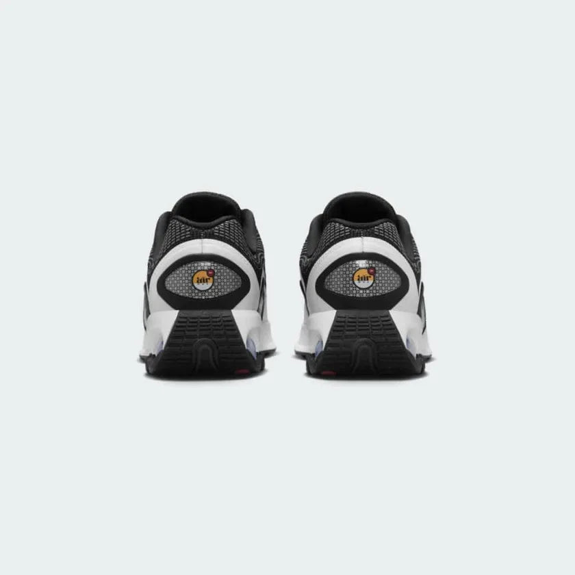 Nike Air Max DN Juniors Casual Trainers FB8987-003 back view showing pull tab and heel Air unit detail