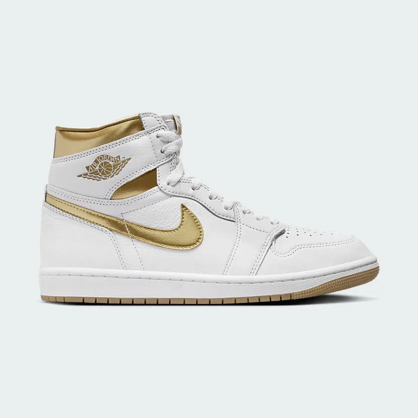 tradesports.co.uk Nike Women's Air Jordan 1 Retro Hi OG FD2596 107 Main image