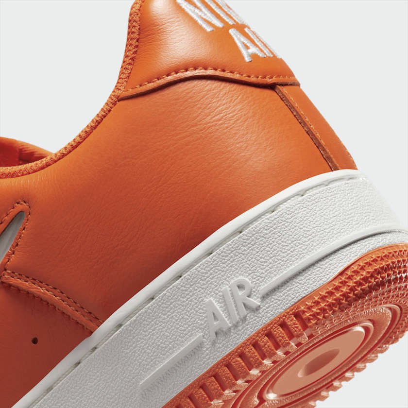 tradesports.co.uk Nike Air Force 1 Low Retro Men's FJ1044 800